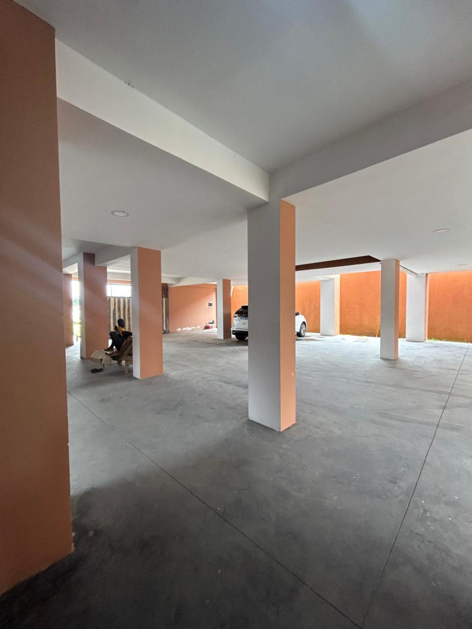 Appart Neuf Et Lumineux A 2 Pas D'Angre Chu Abidjan Extérieur photo